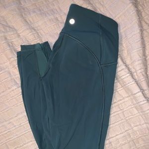 Size 2 train times lululemon leggings